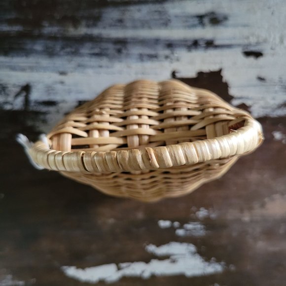 Ten Thousand Villages Rattan Rattle / Shaker - Picture 5 of 7